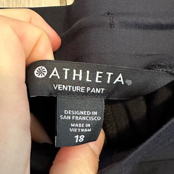 NWT Athleta Venture Pant in Black - Picture 5 of 9